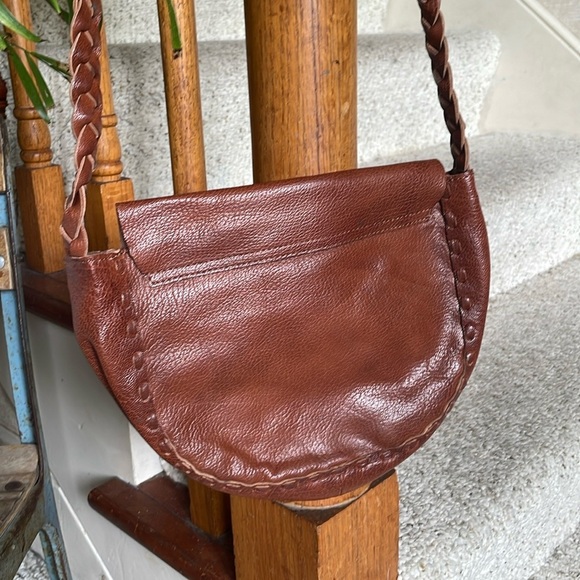 Earthbound Trading Co Brown Leather Braided  Shoulder Bag - Picture 5 of 10